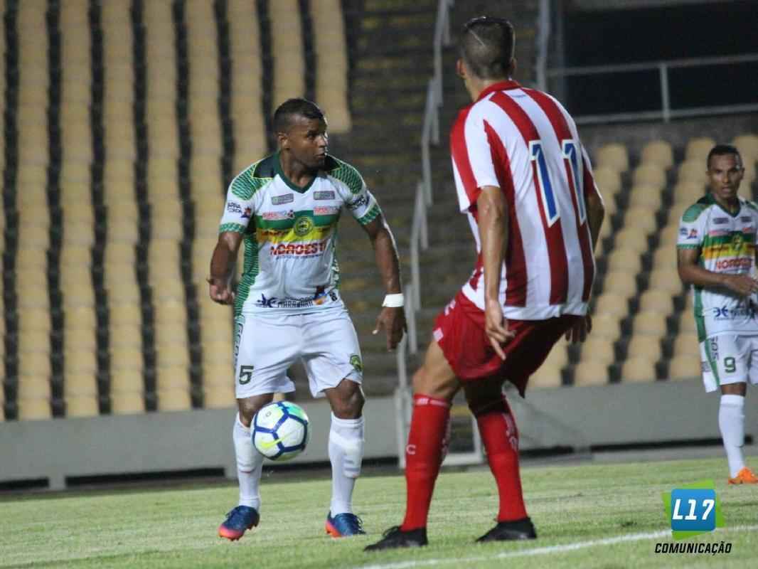 No primeiro tempo, Breno Calixto cometeu pnalti aps Jonas Piupiu acertar a trave timbu. Na cobrana, Ulisses anotou o gol para o Cordino. Na etapa complementar, Timbu conseguiu segurar a presso e chegou ao empate com gol de Camutanga e se classificou na Copa do Brasil.
