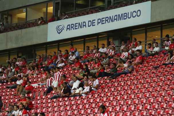 Nutico vence jogo por 2 a 1 com gol e assistncia do estreante Ortigoza