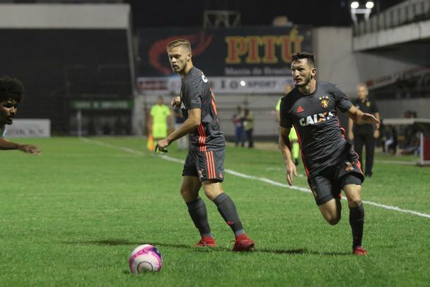 Em crise, Sport perde chances e não bate Belo Jardim no Luiz Lacerda