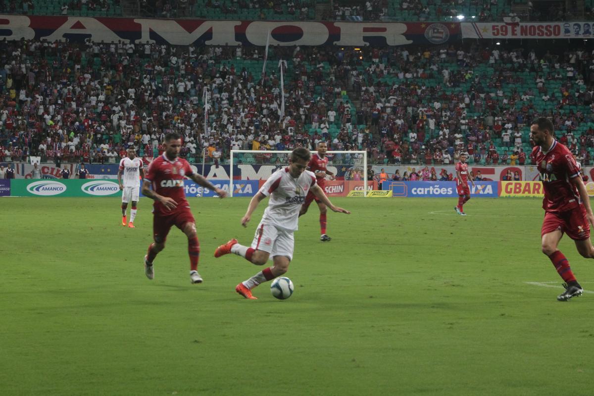Nutico sofreu para criar na Arena Fonte Nova e acabou derrotado pelo Bahia