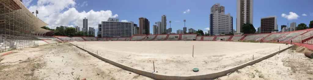 As prximas etapas da reforma englobam a construo dos novos bancos de reservas, vestirios e acessos para os rbitros e atletas, assim como os alambrados em acrlico.