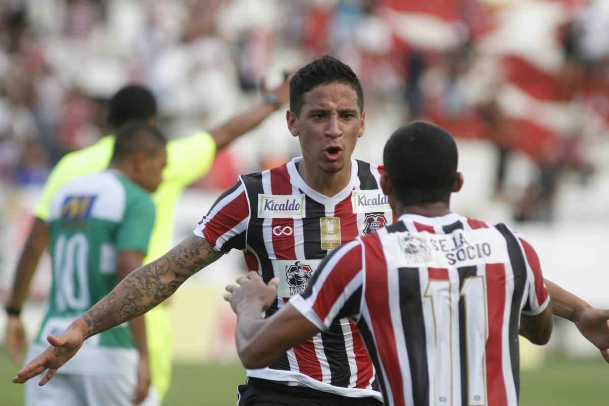 Santa Cruz vence Belo Jardim por 3 a 2, mas apresenta muitos erros na defesa