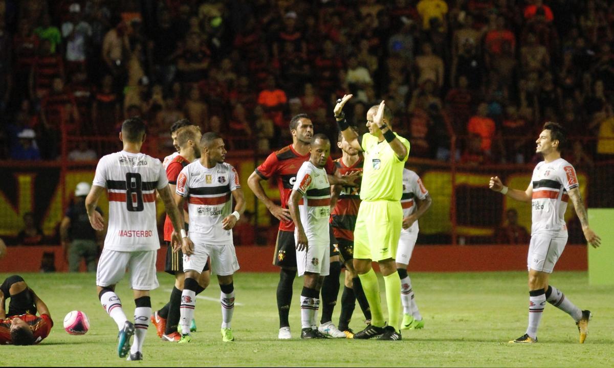 Rubro-negros e tricolores se reencontraram na noite desta quarta-feira para partida decisiva pelo Campeonato Pernambucano