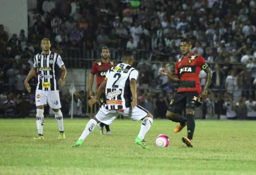 Com um gol de Leandro Costa aos 14 minutos do 2 tempo, o Central venceu o Sport por 1 a 0 nesta quarta-feira, no estdio Luiz Lacerda, e chegou pela primeira vez em sua histria  final do Campeonato Pernambucano. Clube aguarda o seu adversrio: Nutico ou Salgueiro.