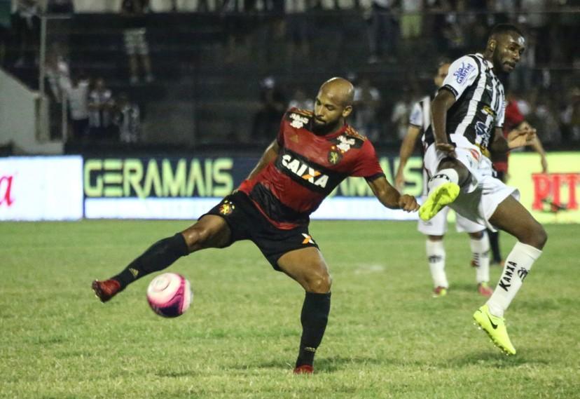 Com um gol de Leandro Costa aos 14 minutos do 2 tempo, o Central venceu o Sport por 1 a 0 nesta quarta-feira, no estdio Luiz Lacerda, e chegou pela primeira vez em sua histria  final do Campeonato Pernambucano. Clube aguarda o seu adversrio: Nutico ou Salgueiro.