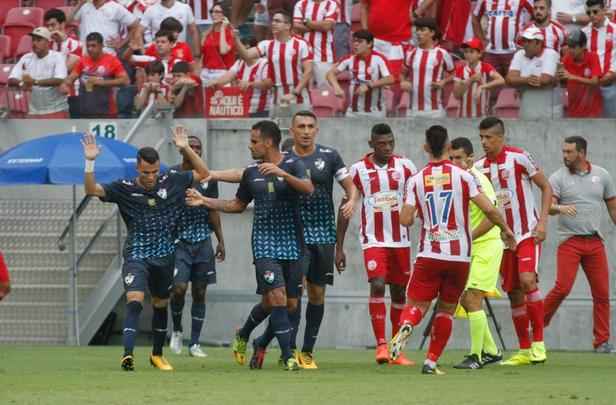 Arena de Pernambuco se encheu para duelo da semifinal do Pernambucano
