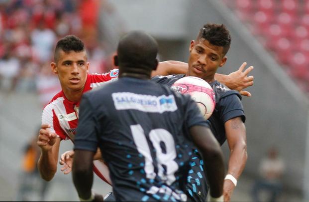 Arena de Pernambuco se encheu para duelo da semifinal do Pernambucano