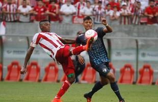Arena de Pernambuco se encheu para duelo da semifinal do Pernambucano