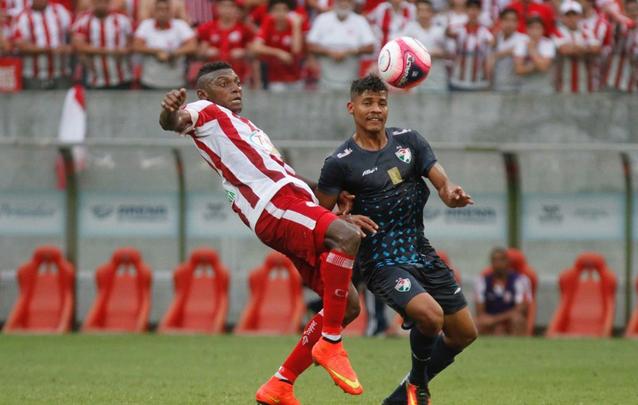 Arena de Pernambuco se encheu para duelo da semifinal do Pernambucano