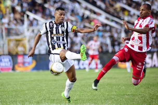 Com estdio Luiz Lacerda lotado, alvinegros e alvirrubros assistiram um duelo pegado em busca do ttulo do Estadual 2018