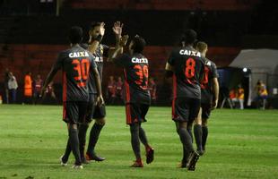 Com Ilha do Retiro �s moscas para a disputa do terceiro lugar do Campeonato Pernambucano, o Sport recebeu o Salgueiro na noite desta segunda-feira, para uma partida de poucas emo��es