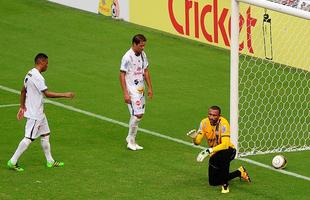 Em jogo tenso, N�utico segurou placar de 2 a 1 e levou ta�a estadual depois de 13 anos