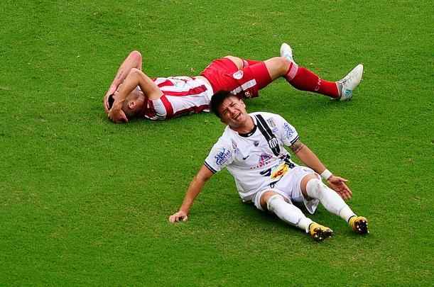 Em jogo tenso, Náutico segurou placar de 2 a 1 e levou taça estadual depois de 13 anos