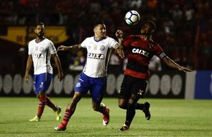 O Le�o recebeu o Tricolor de A�o neste domingo, na Ilha do Retiro, em busca da primeira vit�ria em casa no Brasileir�o