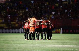 O Le�o recebeu o Tricolor de A�o neste domingo, na Ilha do Retiro, em busca da primeira vit�ria em casa no Brasileir�o