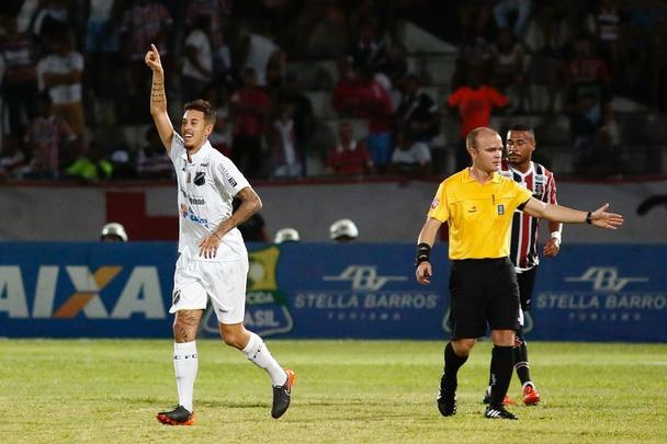 Na etapa complementar, o Tricolor sofreu mais um gol e chegou a precisar de seis gols para classificar. Hericles ainda diminuiu, mas o placar encerrou 4 a 1 para o ABC.