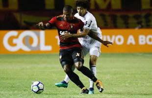 Ap�s um in�cio de jogo aberto, com o Sport realizando marca��o alta e o Atl�tico-MG apostando na velocidade dos atacantes, o Le�o largou na frente na etapa inicial e abriu o placar com Rog�rio.