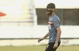 De olho no retorno ao G4, Santa Cruz realizou �ltimo treino antes de enfrentar o Juazeirense na tarde desta sexta-feira; as imagens foram feitas nos 15 minutos abertos aos rep�rteres, antes ent�o de o treinador fechar o treino � imprensa