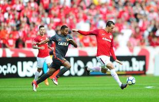 Jogando fora de casa, Le�o suportou press�o do advers�rio e garantiu mais um ponto importante na disputa pelo Campeonato Brasileiro