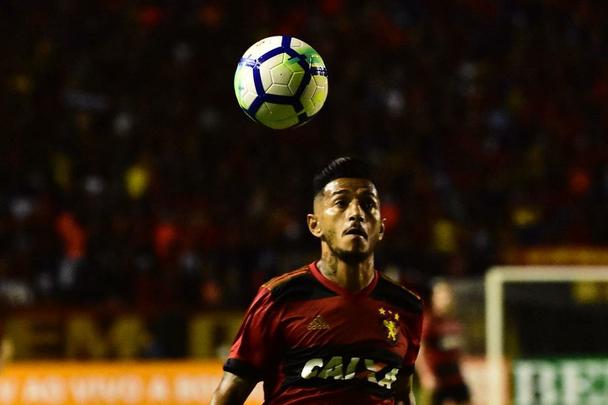 Rubro-negros disputam confronto de estilos táticos opostos na Ilha do Retiro