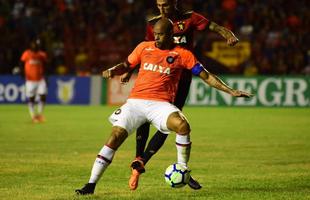 Rubro-negros disputam confronto de estilos t�ticos opostos na Ilha do Retiro