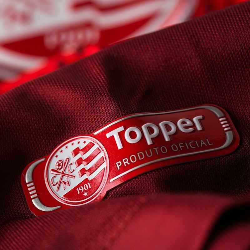 Nova camisa com detalhe alusivo � volta aos Aflitos estreia neste s�bado contra o Remo, pela S�rie C