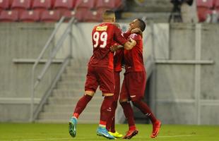Na Arena de Pernambuco, N�utico vence o Remo por 3 a 2 e sai do Z2 da s�rie C.