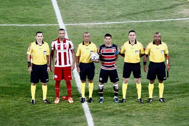 Clássico das Emoções no Arruda, em meio à Copa do Mundo, teve um público modesto para partida válida pela 10ª rodada da Série C