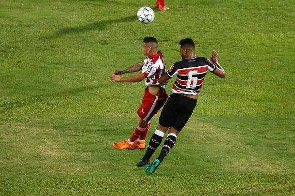 Clássico das Emoções no Arruda, em meio à Copa do Mundo, teve um público modesto para partida válida pela 10ª rodada da Série C