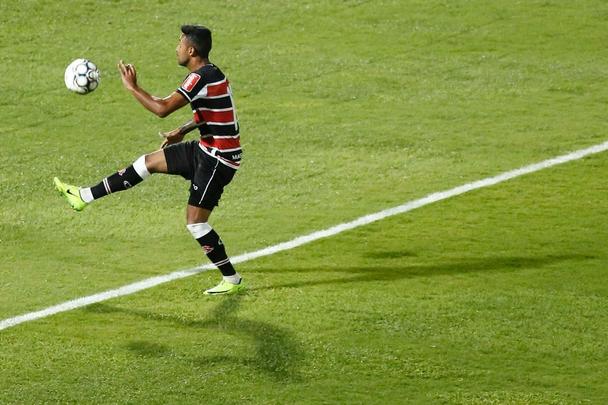 Clássico das Emoções no Arruda, em meio à Copa do Mundo, teve um público modesto para partida válida pela 10ª rodada da Série C