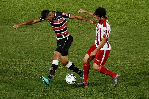 Clássico das Emoções no Arruda, em meio à Copa do Mundo, teve um público modesto para partida válida pela 10ª rodada da Série C