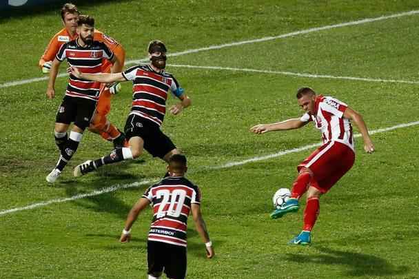 Clássico das Emoções no Arruda, em meio à Copa do Mundo, teve um público modesto para partida válida pela 10ª rodada da Série C