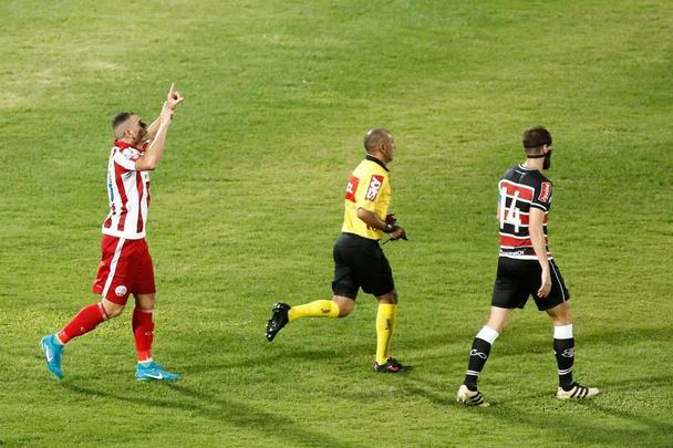 Clássico das Emoções no Arruda, em meio à Copa do Mundo, teve um público modesto para partida válida pela 10ª rodada da Série C