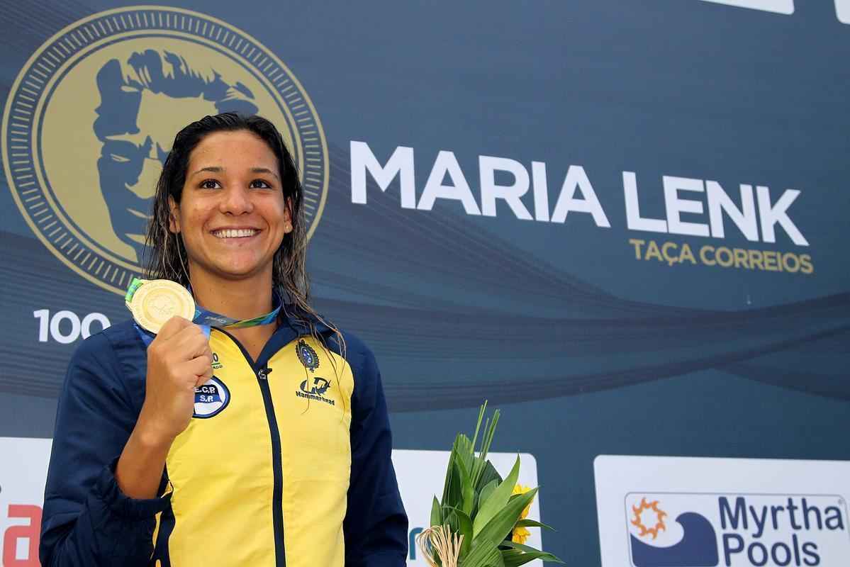 Com passado turbulento, nadadora catalizou momentos de tenso para seguir fazendo o que mais ama: estar dentro das guas 