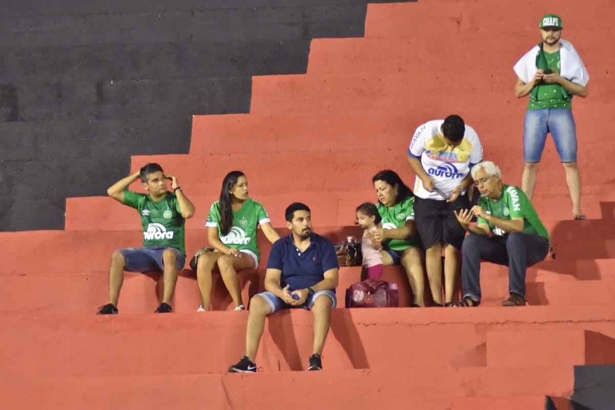 Vindo de quatro derrotas consecutivas na Série A, o Sport recebeu a Chapecoense na noite deste domingo, na Ilha do Retiro