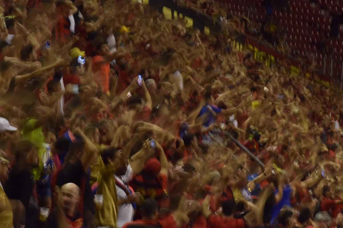 Vindo de quatro derrotas consecutivas na Série A, o Sport recebeu a Chapecoense na noite deste domingo, na Ilha do Retiro