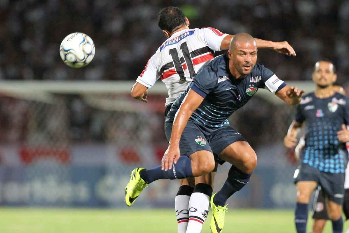 Santa Cruz venceu o Salgueiro por 1 a 0 na noite deste sbado, no Arruda, e ficou em terceiro do Grupo A
