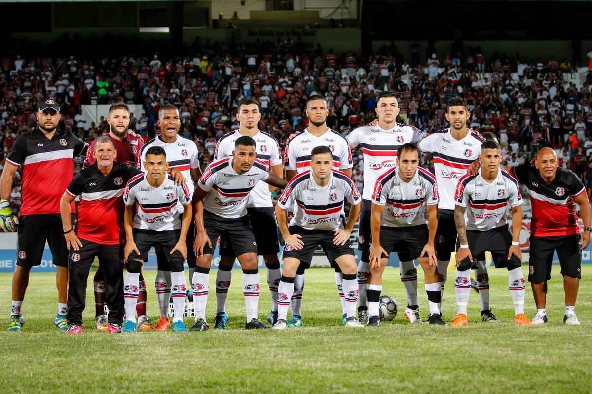 Santa Cruz venceu o Salgueiro por 1 a 0 na noite deste sbado, no Arruda, e ficou em terceiro do Grupo A
