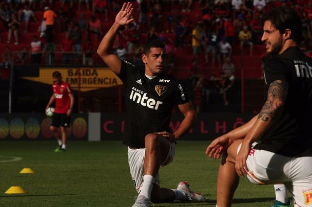 O duelo entre Sport x São Paulo marcou o reencontro dos meio-campistas Diego Souza e Everton Felipe com a torcida do Sport na Ilha do Retiro