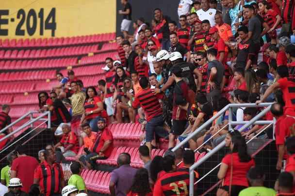 O duelo entre Sport x São Paulo marcou o reencontro dos meio-campistas Diego Souza e Everton Felipe com a torcida do Sport na Ilha do Retiro