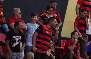 O duelo entre Sport x So Paulo marcou o reencontro dos meio-campistas Diego Souza e Everton Felipe com a torcida do Sport na Ilha do Retiro