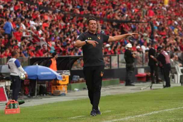 O duelo entre Sport x São Paulo marcou o reencontro dos meio-campistas Diego Souza e Everton Felipe com a torcida do Sport na Ilha do Retiro