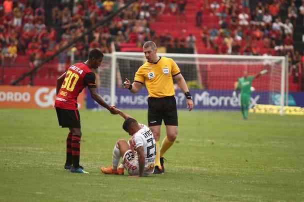 O duelo entre Sport x São Paulo marcou o reencontro dos meio-campistas Diego Souza e Everton Felipe com a torcida do Sport na Ilha do Retiro