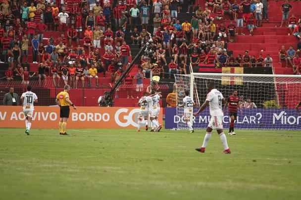 O duelo entre Sport x São Paulo marcou o reencontro dos meio-campistas Diego Souza e Everton Felipe com a torcida do Sport na Ilha do Retiro