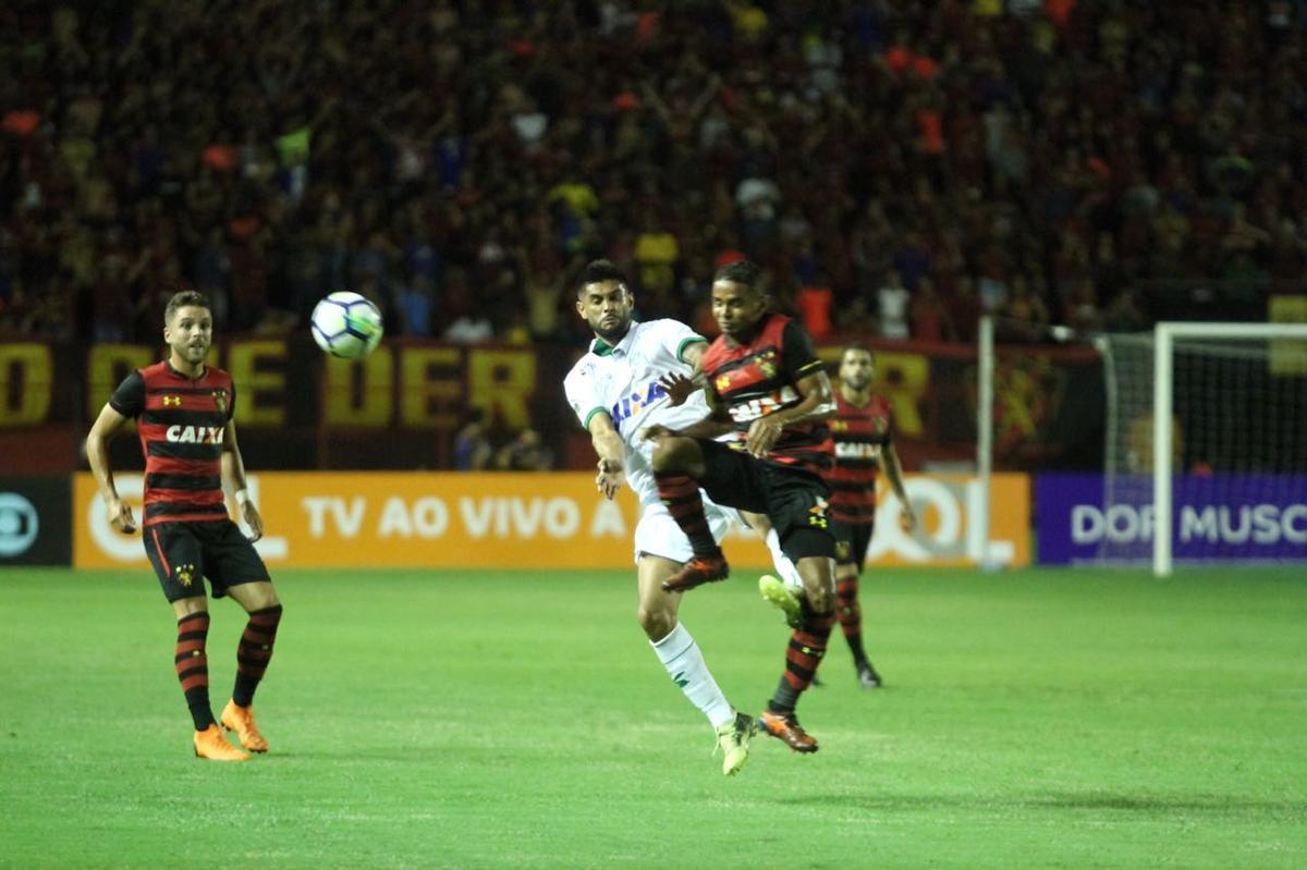 Em duelo importante para times que brigam contra a zona de rebaixamento, Sport e Amrica-MG duelam na Ilha do Retiro