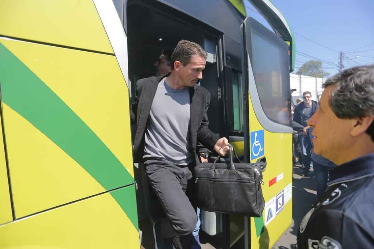 Tricolor joga mal e perde por 3 a 0 para Fantasma, acumulando quarta eliminao em mata-mata no ano