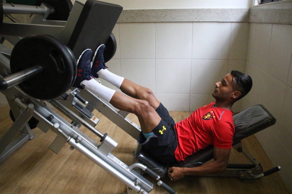 Atletas do elenco profissional retomaram as atividades aps a derrota contra o Botafogo, no Rio de Janeiro 