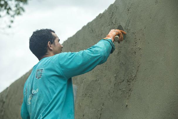 Com a ajuda financeira dos torcedores corais, CT Ninho das Cobras ainda é, porém, um grande canteiro de obras