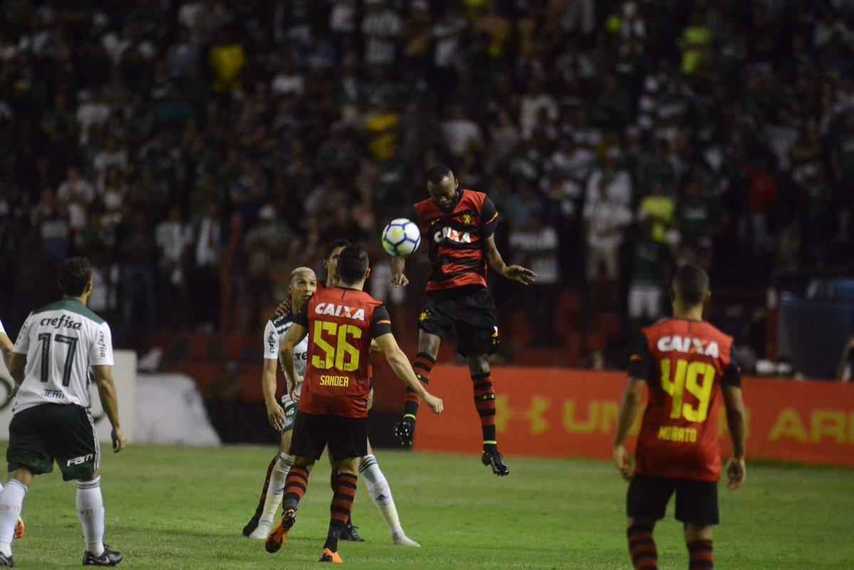 Pressionado pela zona de rebaixamento, Sport recebe Palmeiras pela 26 rodada do Brasileiro