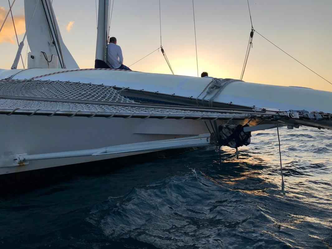 Embarcao venceu a Refeno pela primeira vez sua histria, chegando em Noronha no tempo de 25h58min12seg